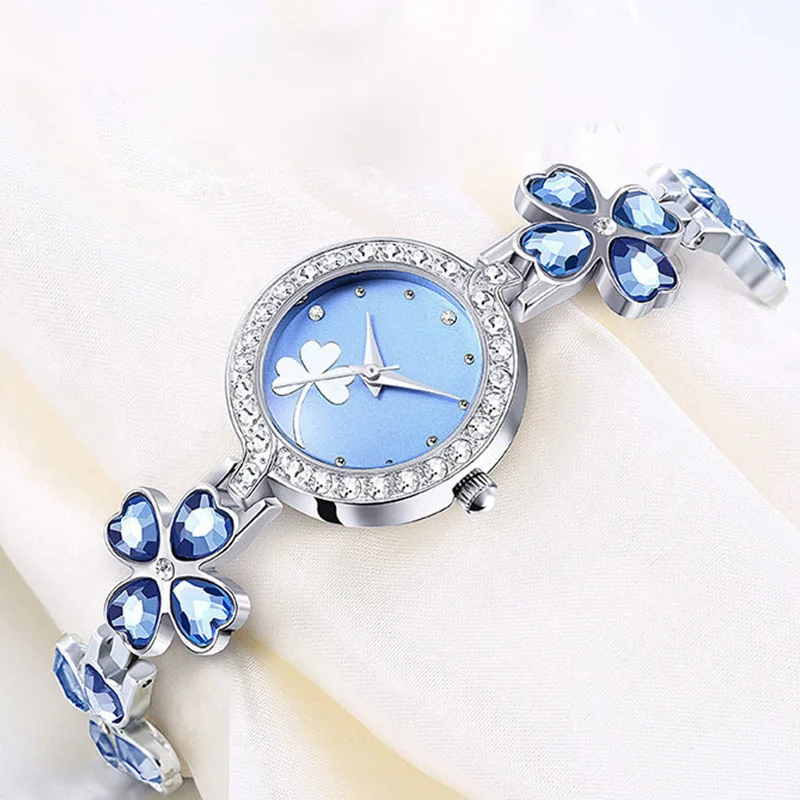 Luxury Watch Square - 女性用スクエアダイヤモンドクォーツウォッチ,レディースファッション時計,ステンレススチールブレスレット,ライト,ラグジュアリー,新品