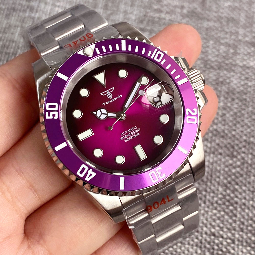 200M ダイビング タンドリオ 40mm 日本製 NH35 - Diver Watch 300M のレビューと価格