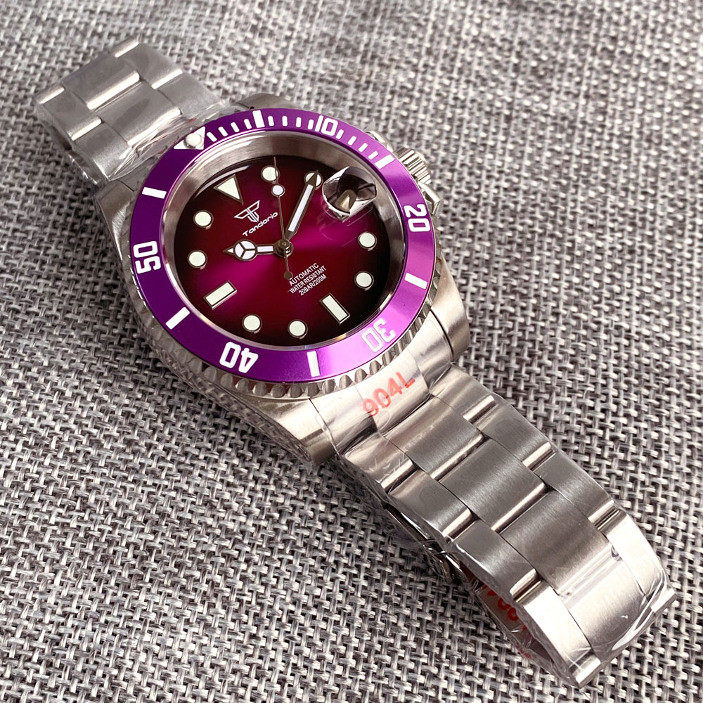 200M ダイビング タンドリオ 40mm 日本製 NH35 - Diver Watch 300M のレビューと価格