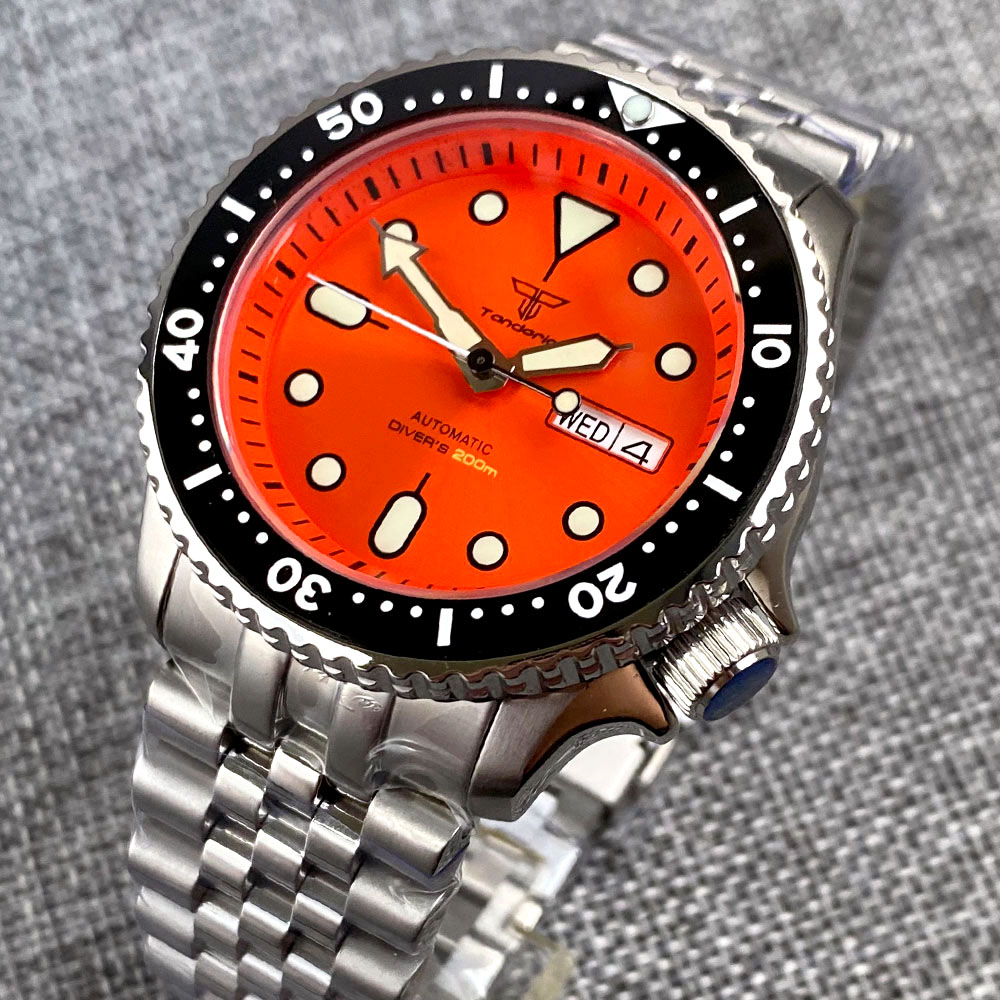 ダイブ タンドリオ ジャパン NH36A ウィークデイト ス - Diver Watch 300M のレビューと価格