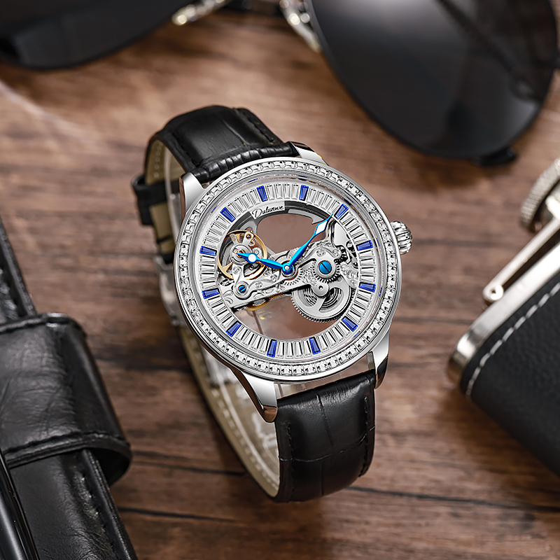 男性用スケルトン腕時計,トップブランド,防水,高級スポーツ, - Luxury Watch Winder のレビューと価格