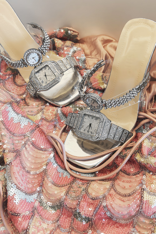 オリジナルデザインクリスタルウォッチハイヒールサンダルレディ - Luxury Watch Square のレビューと価格