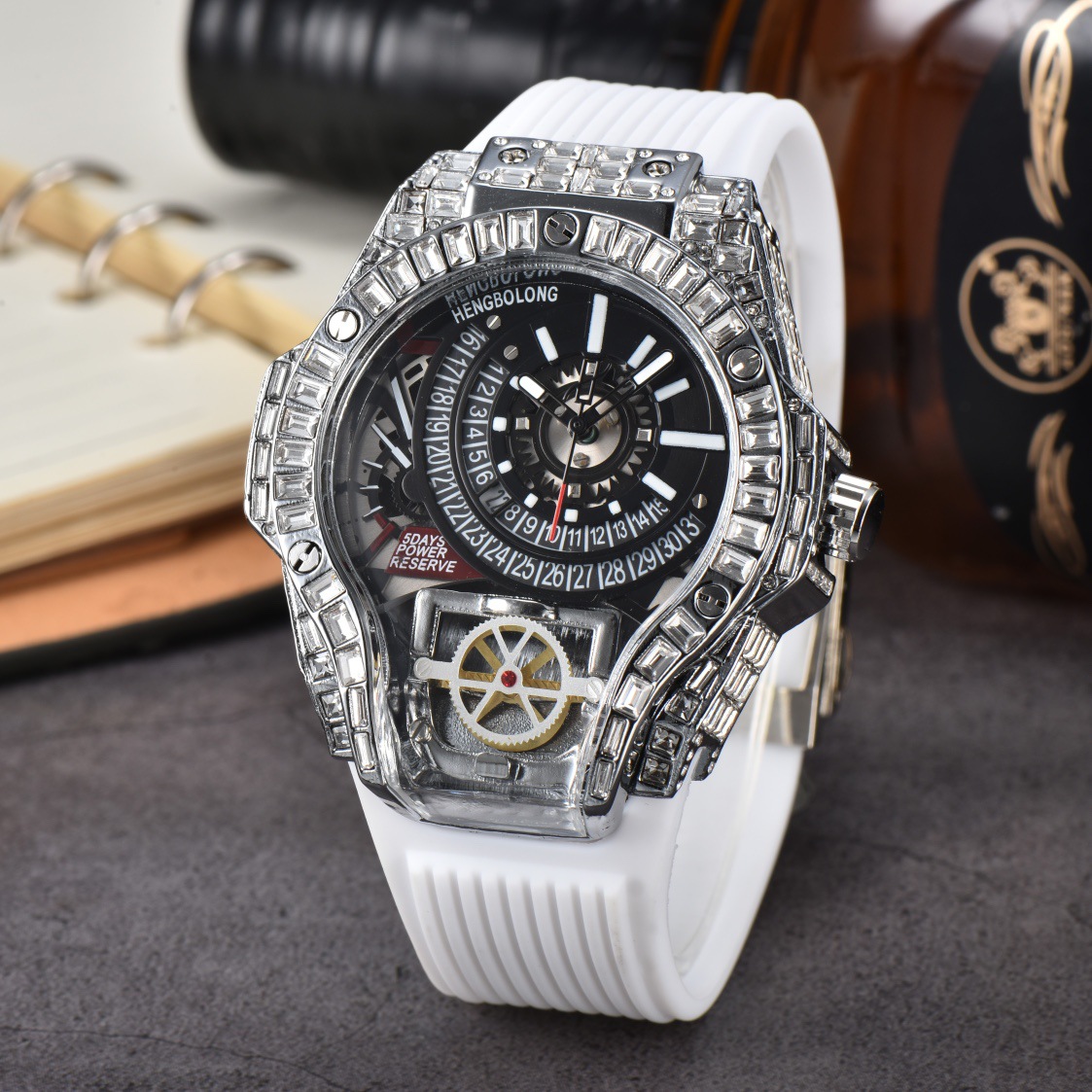 フルダイヤモンドケース ビジネスラグジュアリー トップメンズ - Luxury Watch Rubber Strap のレビューと価格