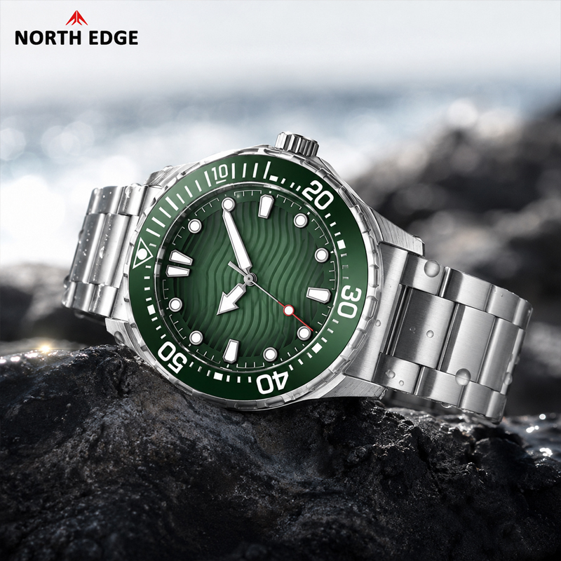 ノースエッジ TRITON ダイバーズウォッチ アウトドア愛 - Diver Watch 300M のレビューと価格