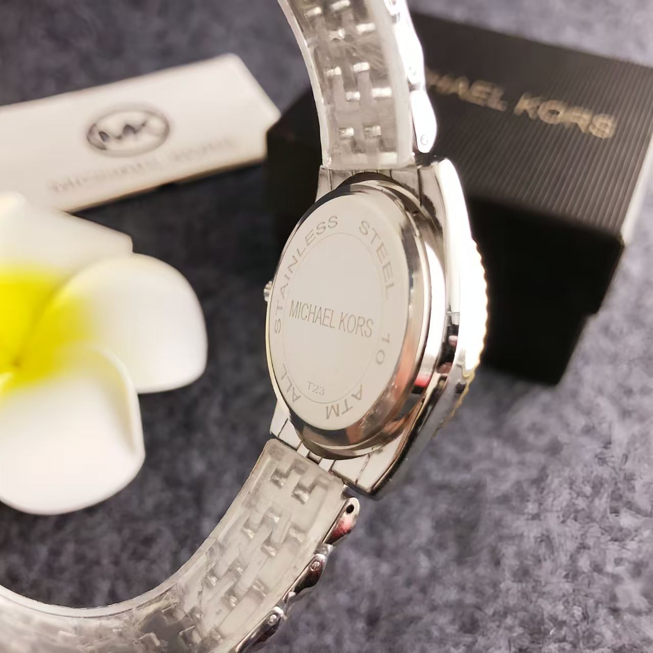 マイケル・コース ラグジュアリー ローズゴールド レディース - Luxury Watch Photo のレビューと価格