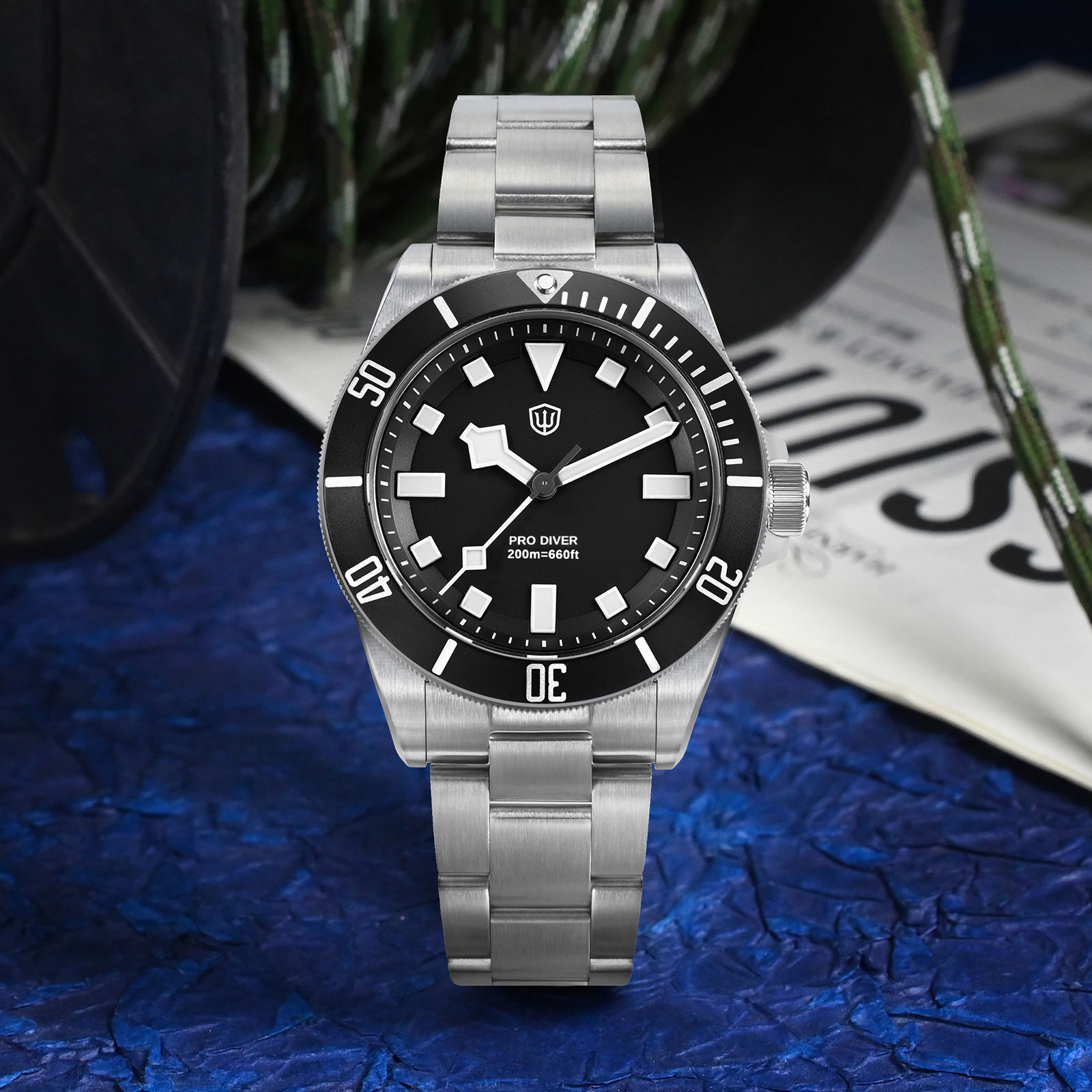Watchdives WD1969 プロ 38 ミリメートル - Diver Watch 300M のレビューと価格